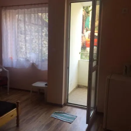 Apartment House *